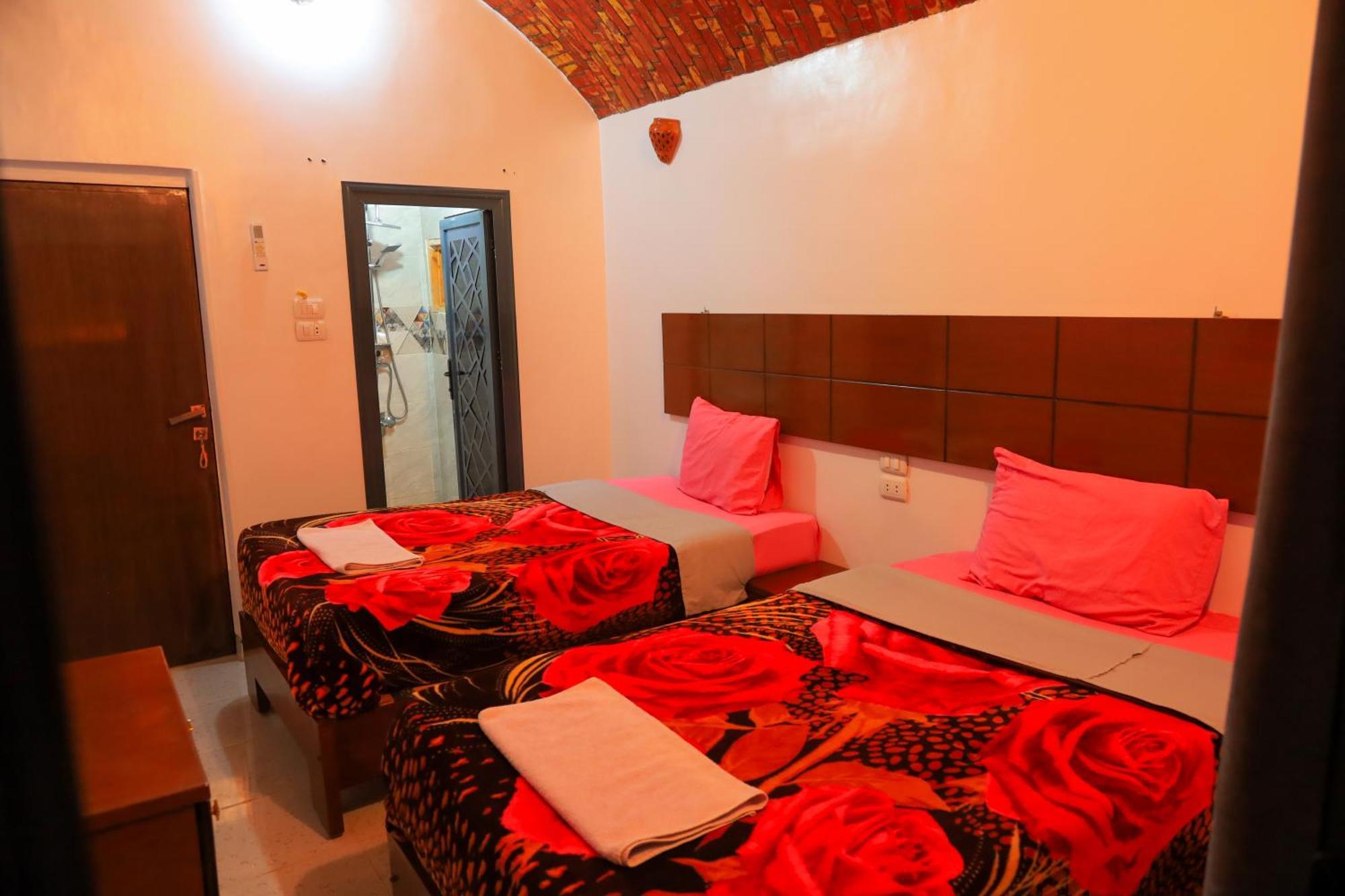Jamaica Guest House Asuán Habitación foto